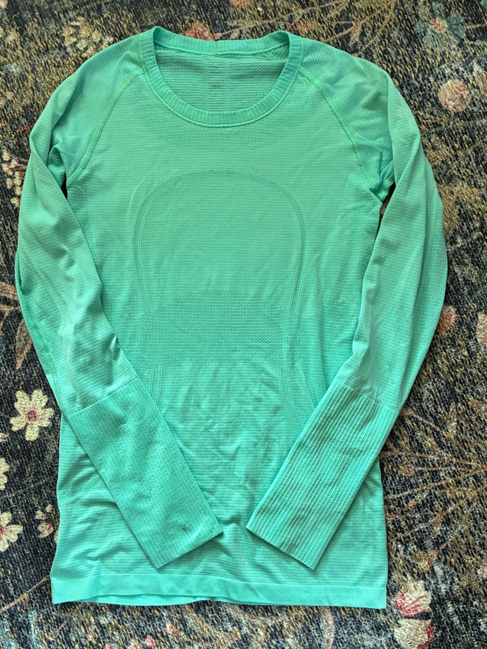 Lululemon Long Sleeve Swiftly